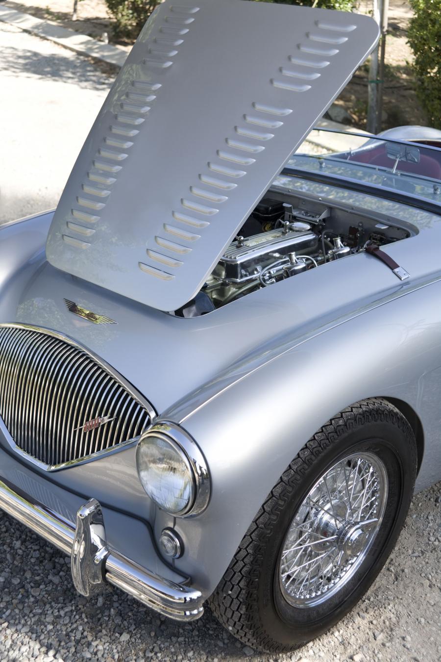 Детали экстерьера Austin-Healey 100M Le Mans Roadster (BN2) 1955 года  (фото 32 из 81)